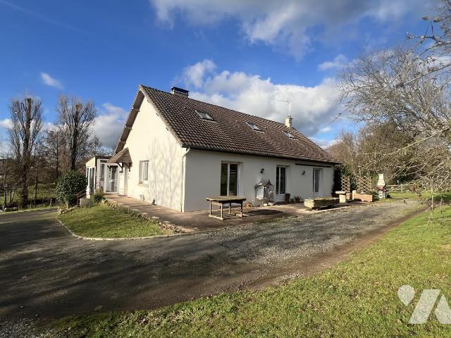 Maison 7 pièces 174 m² · à Magny-le-Désert · 174 m² · 220 000 €