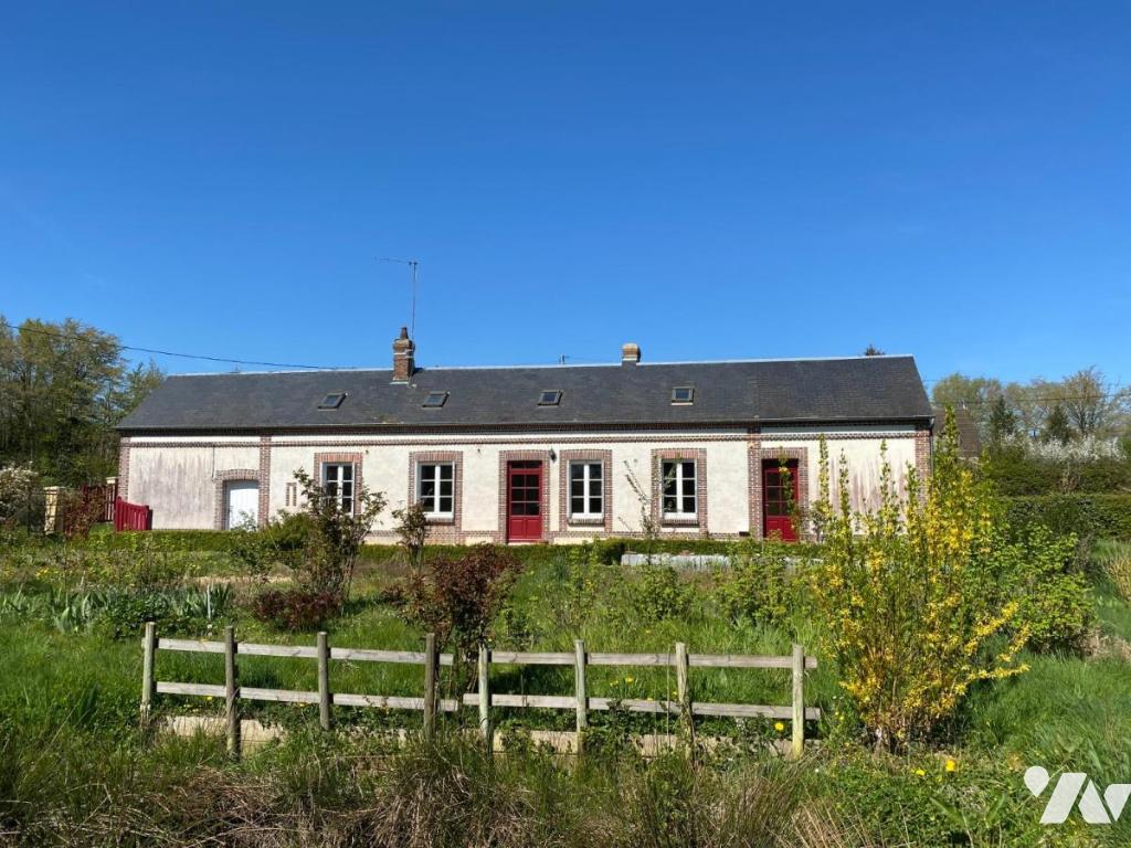 Maison 7 pièces 113 m² · à Saint-Michel-Tubœuf · 113 m² · 195 000 €