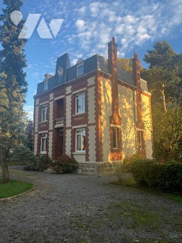 Maison 8 pièces 197 m² · à Aubigny-en-Artois · 197 m² · 384 000 €