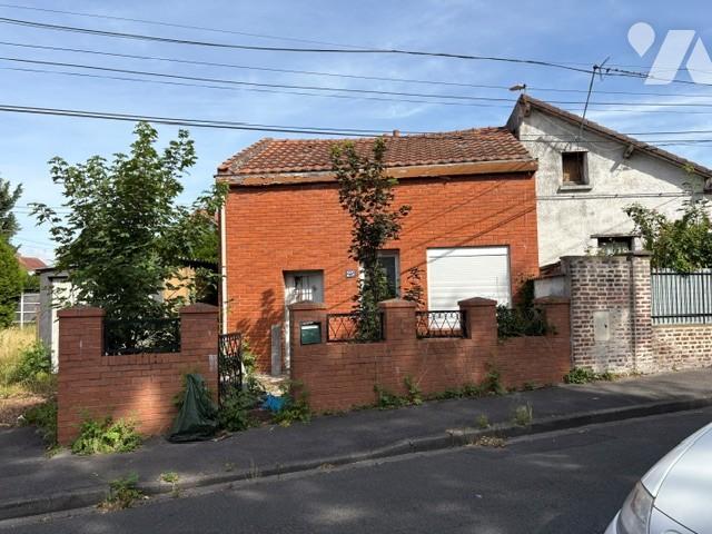 Maison 95 m² · à Lens · 95 m² · 37 000 €