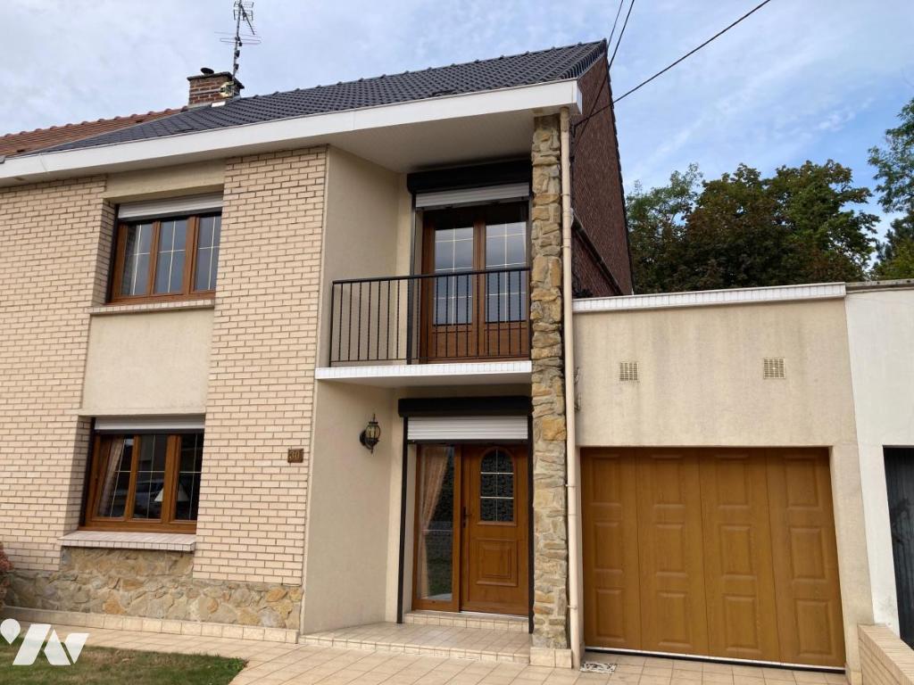 Maison 95 m² · à Douvrin · 95 m² · 160 000 €