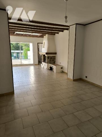 Maison 5 pièces 97 m² · à Hénin-Beaumont · 97 m² · 105 000 €