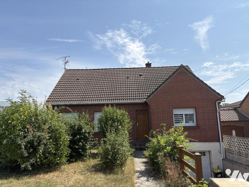 Maison 6 pièces 126 m² · à Hénin-Beaumont · 126 m² · 175 000 €
