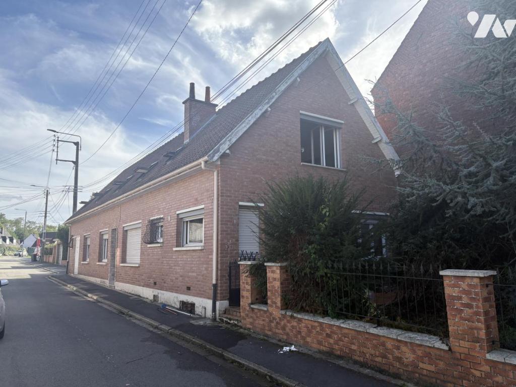 Maison 9 pièces 190 m² · à Montigny-en-Gohelle · 190 m² · 120 000 €