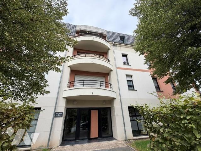 Appartement 4 pièces 87 m² · à Laventie · 86,6 m² · 210 000 €