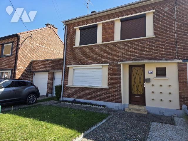 Maison 4 pièces 90 m² · à Lens · 89,8 m² · 110 000 €