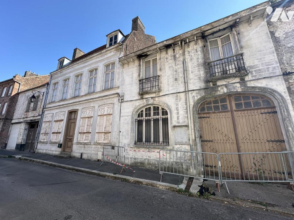 Maison 7 pièces 275 m² · à Saint-Venant · 275,4 m² · 215 000 €