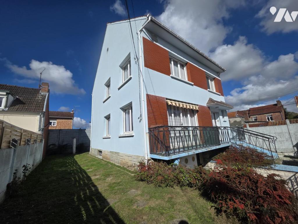 Maison 6 pièces 122 m² · à Auchel · 122 m² · 110 000 €