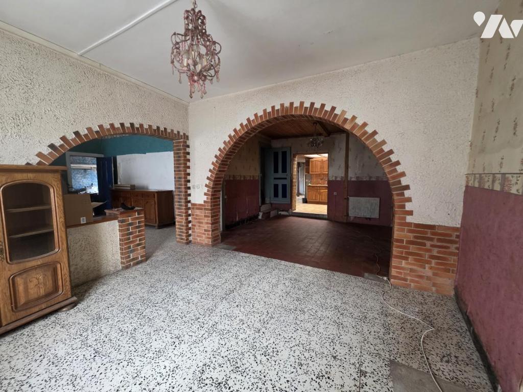 Maison 8 pièces 205 m² · à Pernes · 205 m² · 100 000 €