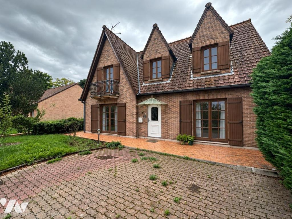 Maison 6 pièces 177 m² · à Coulogne · 177 m² · 310 000 €