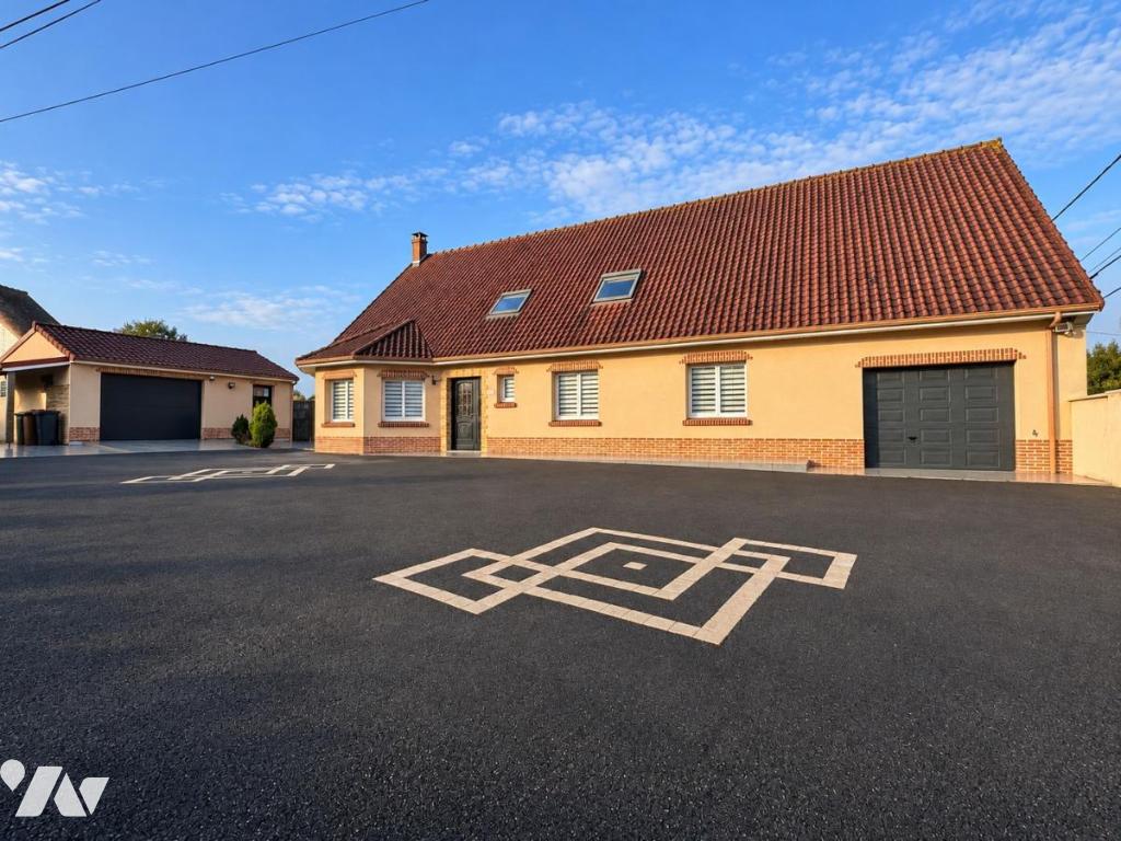 Maison 7 pièces 235 m² · à Caffiers · 234,5 m² · 320 000 €