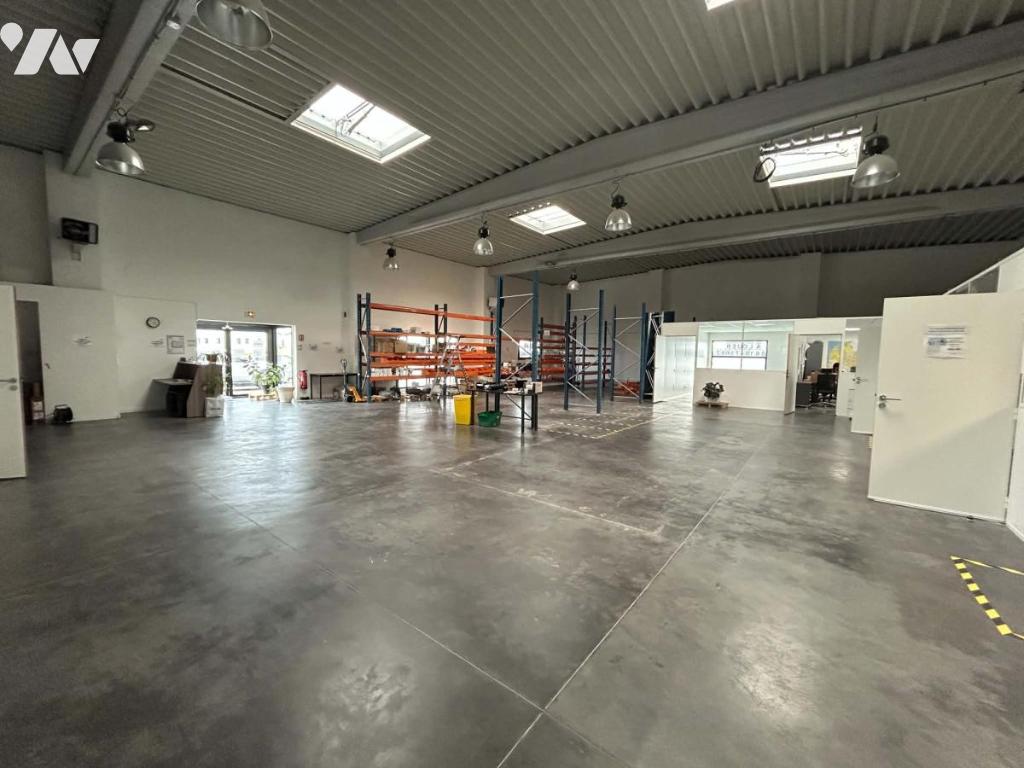 Lac Coquelles · 410 m² · 3 800 €/mois