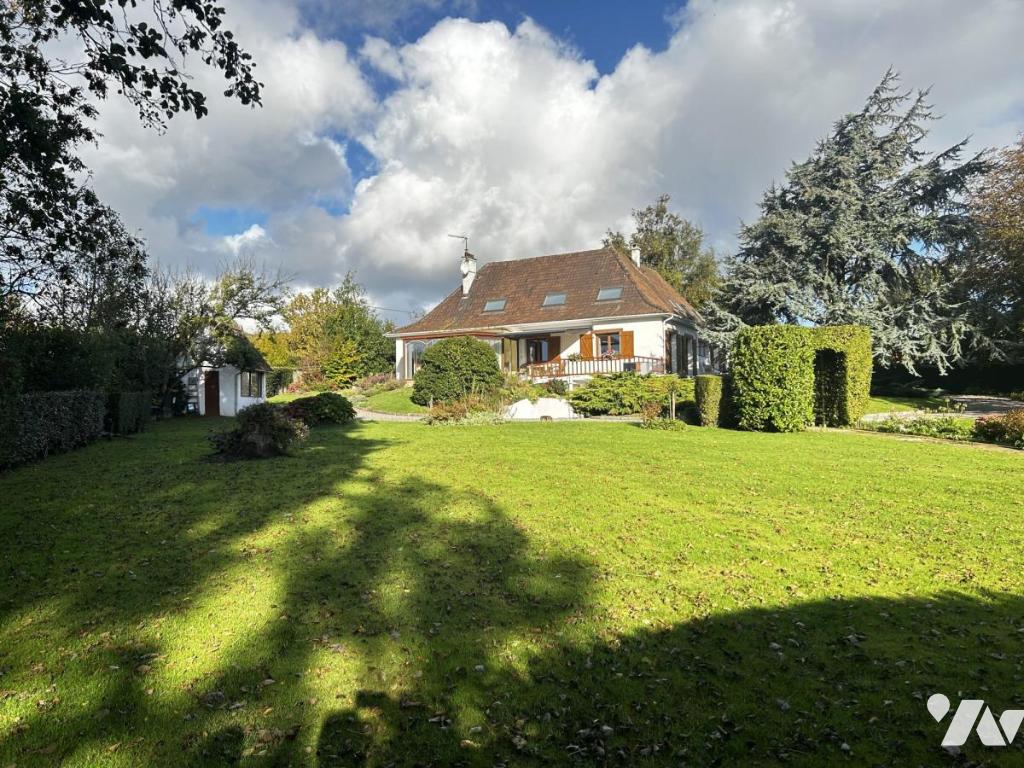 Maison 12 pièces 223 m² · à Bazinghen · 223 m² · 620 000 €