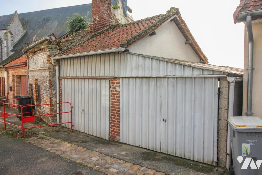 Parking Auxi-le-Château · 15 000 €