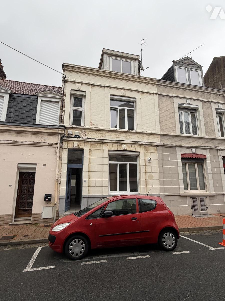 Maison 138 m² · à Calais · 138 m² · 130 000 €