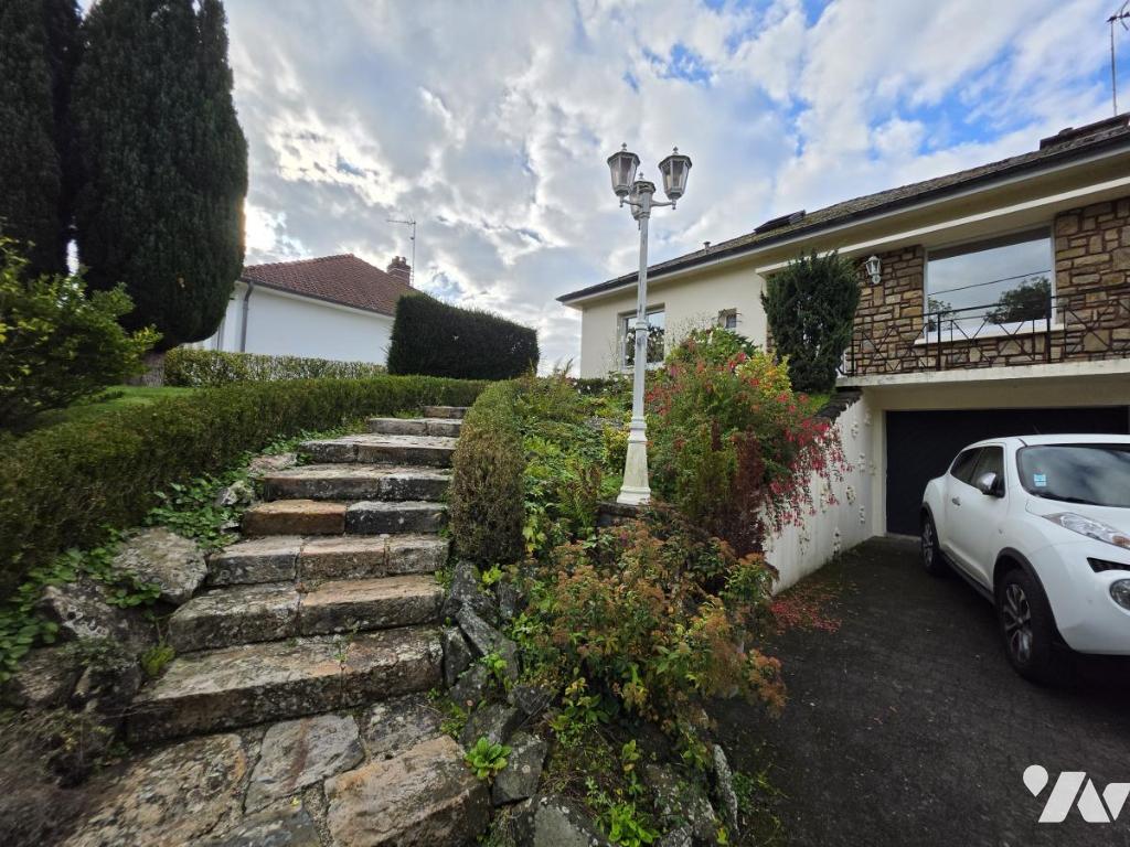 Maison 9 pièces 159 m² · à Saint-Michel-sur-Ternoise · 159 m² · 190 000 €