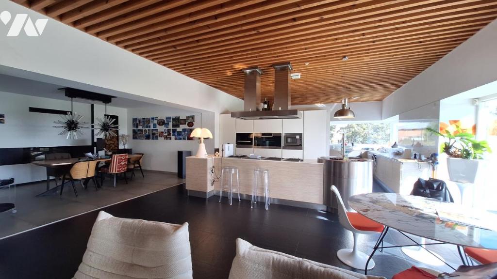 Maison 9 pièces 300 m² · à Neuville-Vitasse · 300 m² · 750 000 €