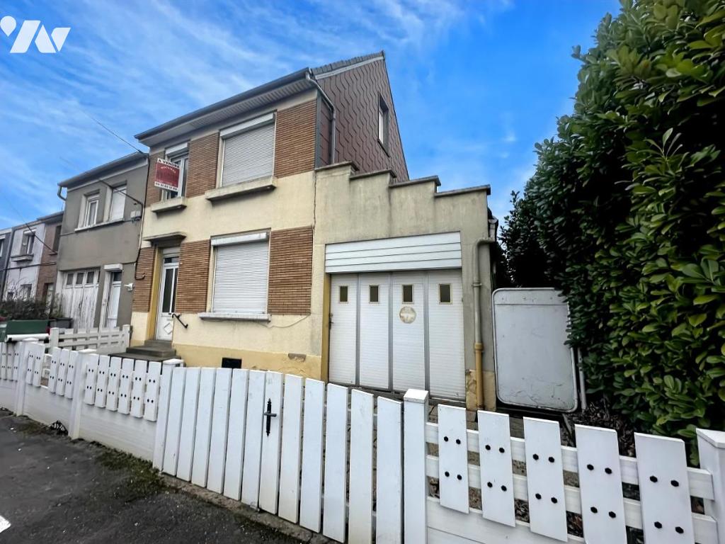 Maison 5 pièces 120 m² · à Essars · 120 m² · 94 000 €