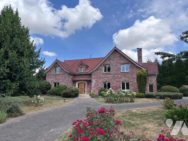 Maison 8 pièces 345 m² · à Anzin-Saint-Aubin · 345 m² · 777 000 €
