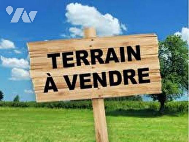 Terrain 2445 m² · à Bierne · 2 445 m² · 147 000 €