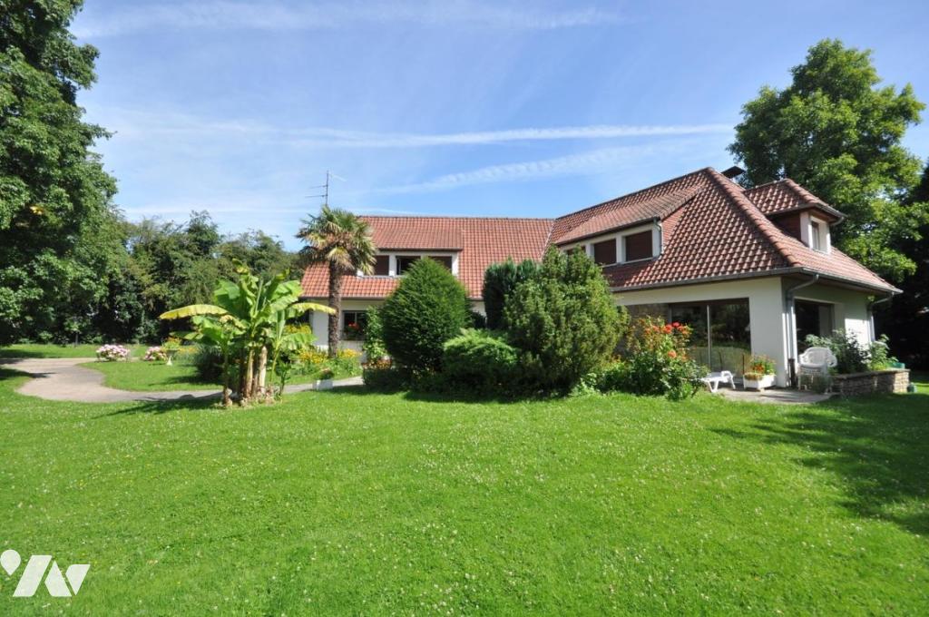 Maison 9 pièces 272 m² · à Souchez · 272 m² · 700 000 €