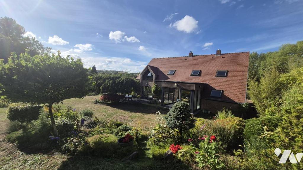 Maison 8 pièces 232 m² · à Souchez · 232,2 m² · 550 000 €
