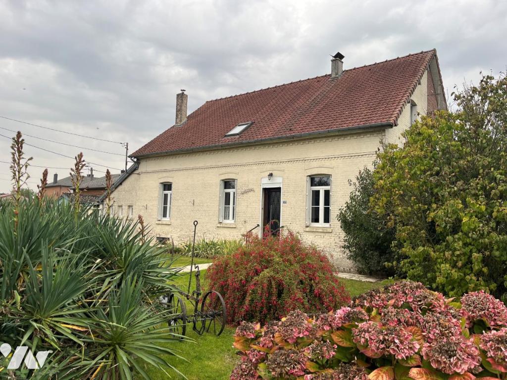 Maison 83 m² · à Mondicourt · 83,3 m² · 85 000 €
