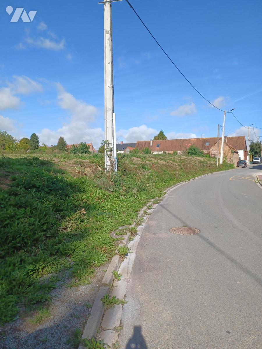 Terrain 1417 m² · à Izel-lès-Hameau · 1 417 m² · 70 000 €