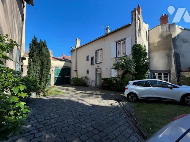 MAI 283m²