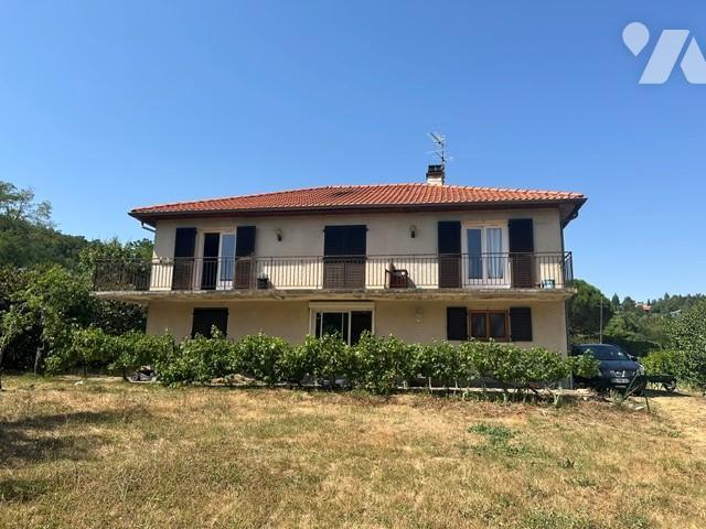 Maison 8 pièces 170 m² · à Châtel-Guyon · 170 m² · 300 000 €