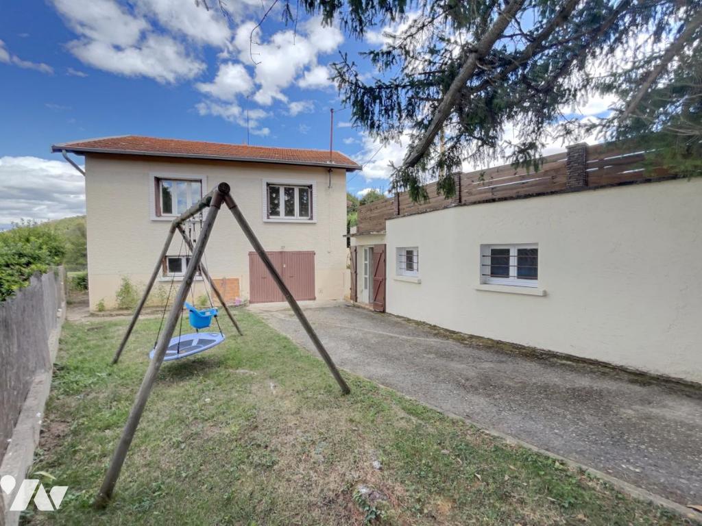 Maison 5 pièces 91 m² · à Montanay · 91 m² · 339 000 €