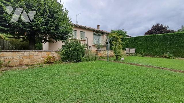 Maison 6 pièces 114 m² · à Villefranche-sur-Saône · 114 m² · 259 600 €