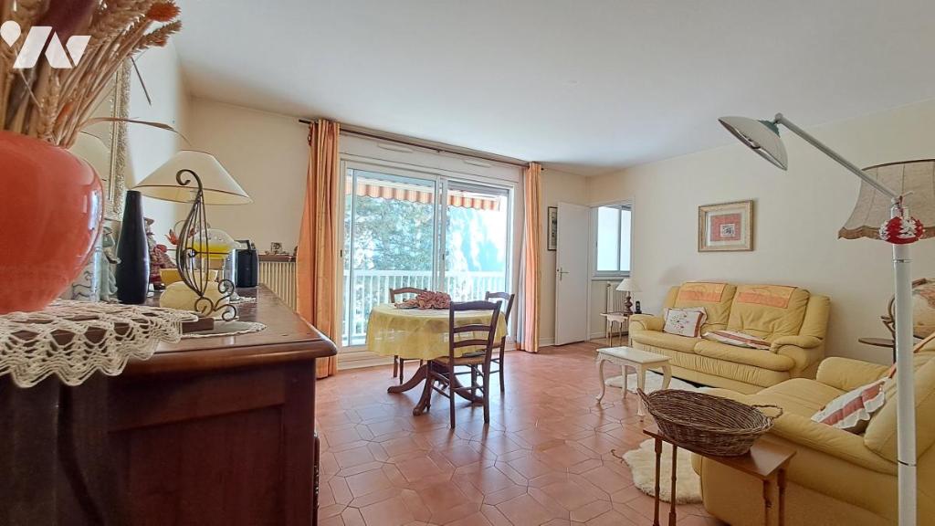 Appartement 3 pièces 75 m² · à Tassin-la-Demi-Lune · 74,9 m² · 304 800 €