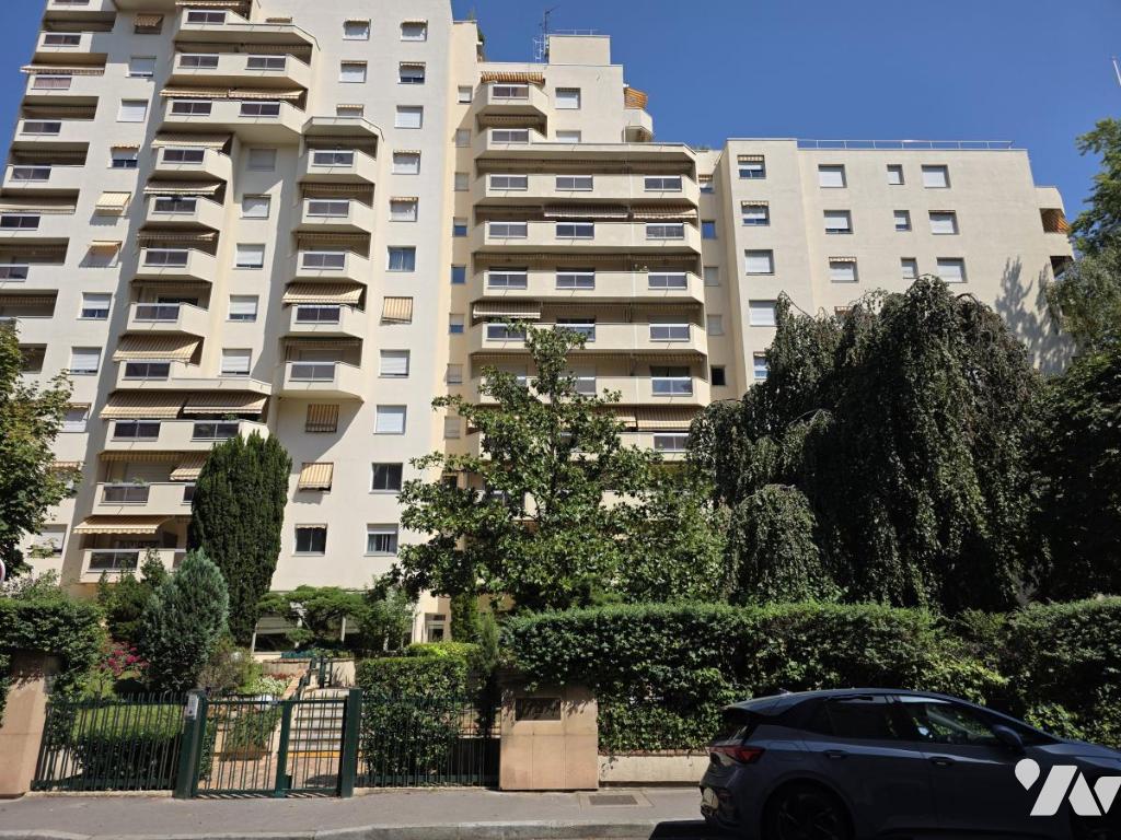 Appartement 3 pièces 77 m² · à Lyon 6e Arrondissement · 77,5 m² · 340 400 €
