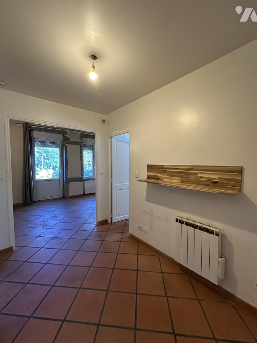 Appartement 2 pièces 42 m² · à Champagne-au-Mont-d'Or · 42,1 m² · 665 €/mois