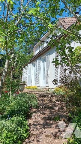 Maison 8 pièces 175 m² · à Rouillon · 174,8 m² · 340 000 €