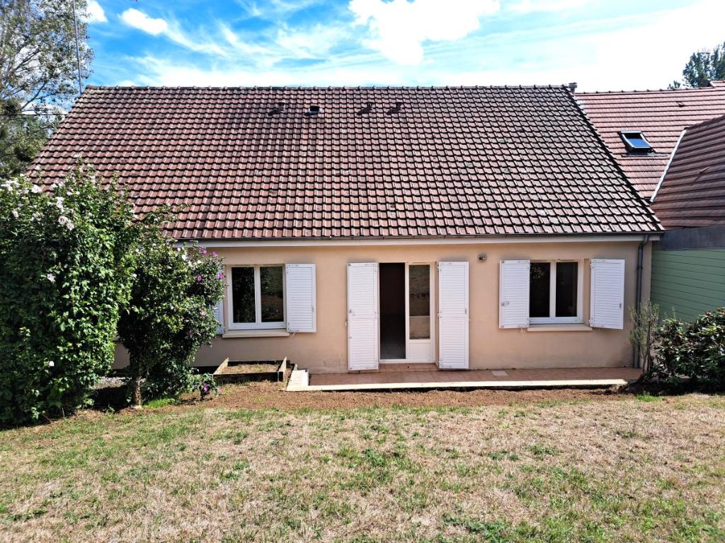 Maison 4 pièces 89 m² · à Yvré-l'Évêque · 89,4 m² · 207 000 €