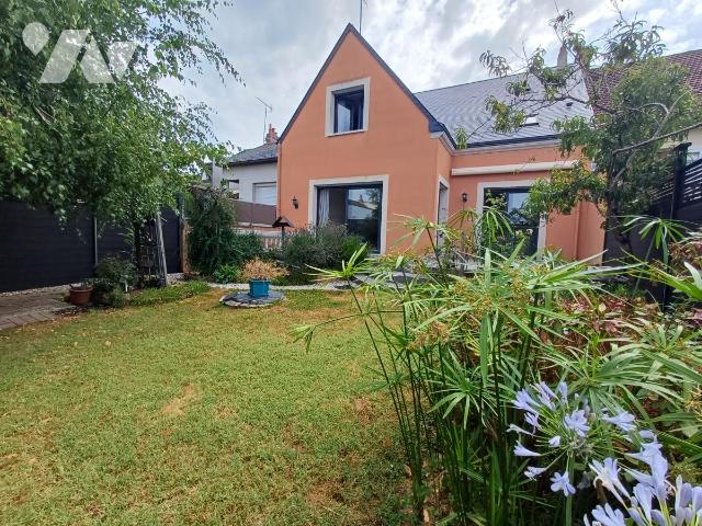 Maison 5 pièces 160 m² · à Mans · 160 m² · 372 000 €