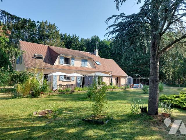 Maison 8 pièces 190 m² · à Champagné · 190 m² · 360 000 €