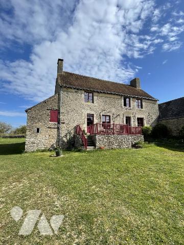 Maison 6 pièces 160 m² · à Bernay-Neuvy-en-Champagne · 160 m² · 248 000 €