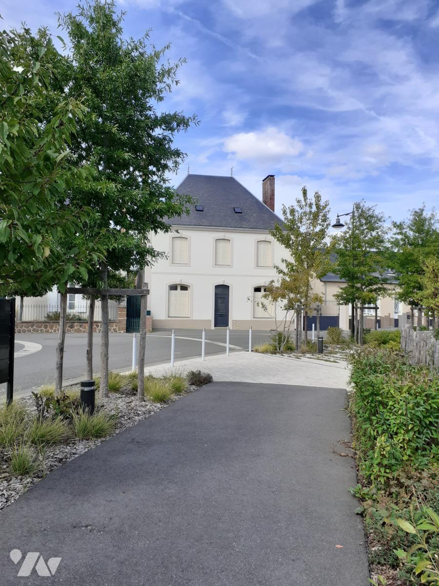 LOCATION maison-NEUVILLE SUR SARTHE (72)