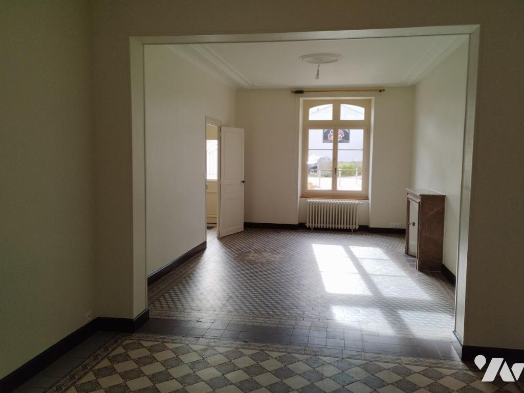 LOCATION maison-NEUVILLE SUR SARTHE (72)