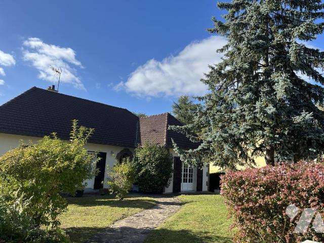 Maison 5 pièces 130 m² · à Rouillon · 130 m² · 245 000 €