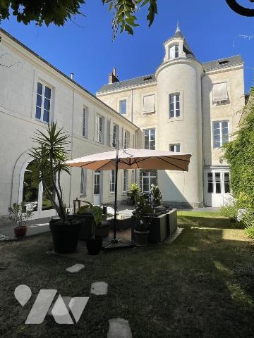 Maison 15 pièces 330 m² · à Mans · 330 m² · 880 000 €