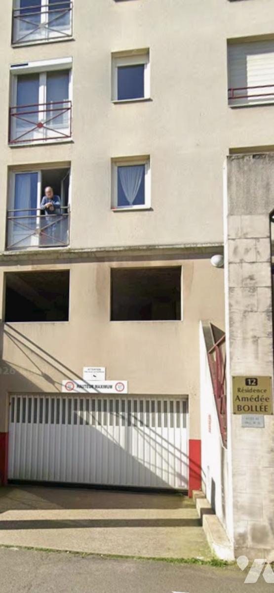 Parking Mans · au Mans · 15 000 €