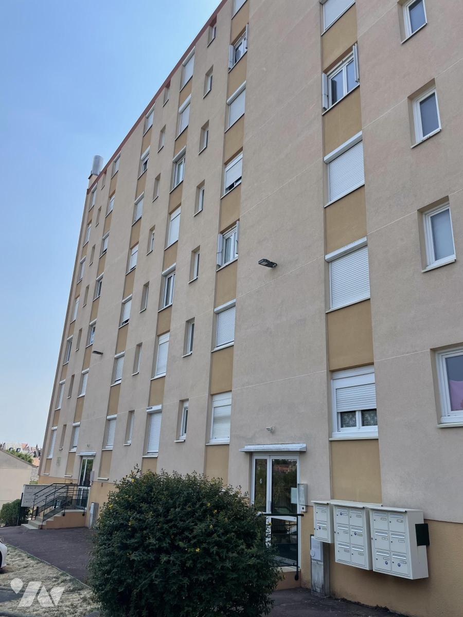 Appartement 4 pièces 69 m² · au Mans · 69 m² · 100 000 €