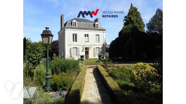 Maison 7 pièces 153 m² · à Asnières-sur-Vègre · 153 m² · 380 000 €
