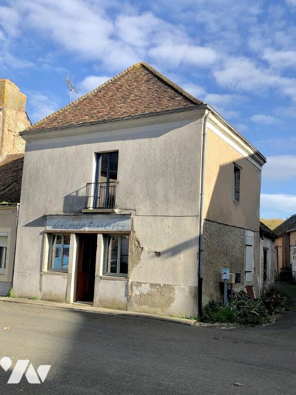 Immeuble 114m² — Crosmières
