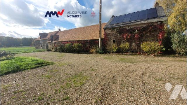 Maison 7 pièces 215 m² · à Précigné · 215 m² · 270 000 €