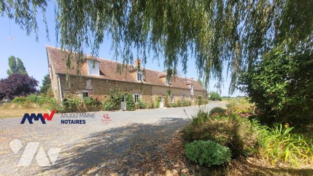 Maison 7 pièces 242 m² · à Précigné · 242 m² · 300 000 €